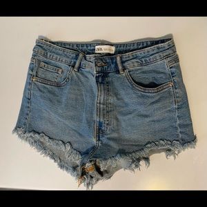 High rise Zara Jean shorts